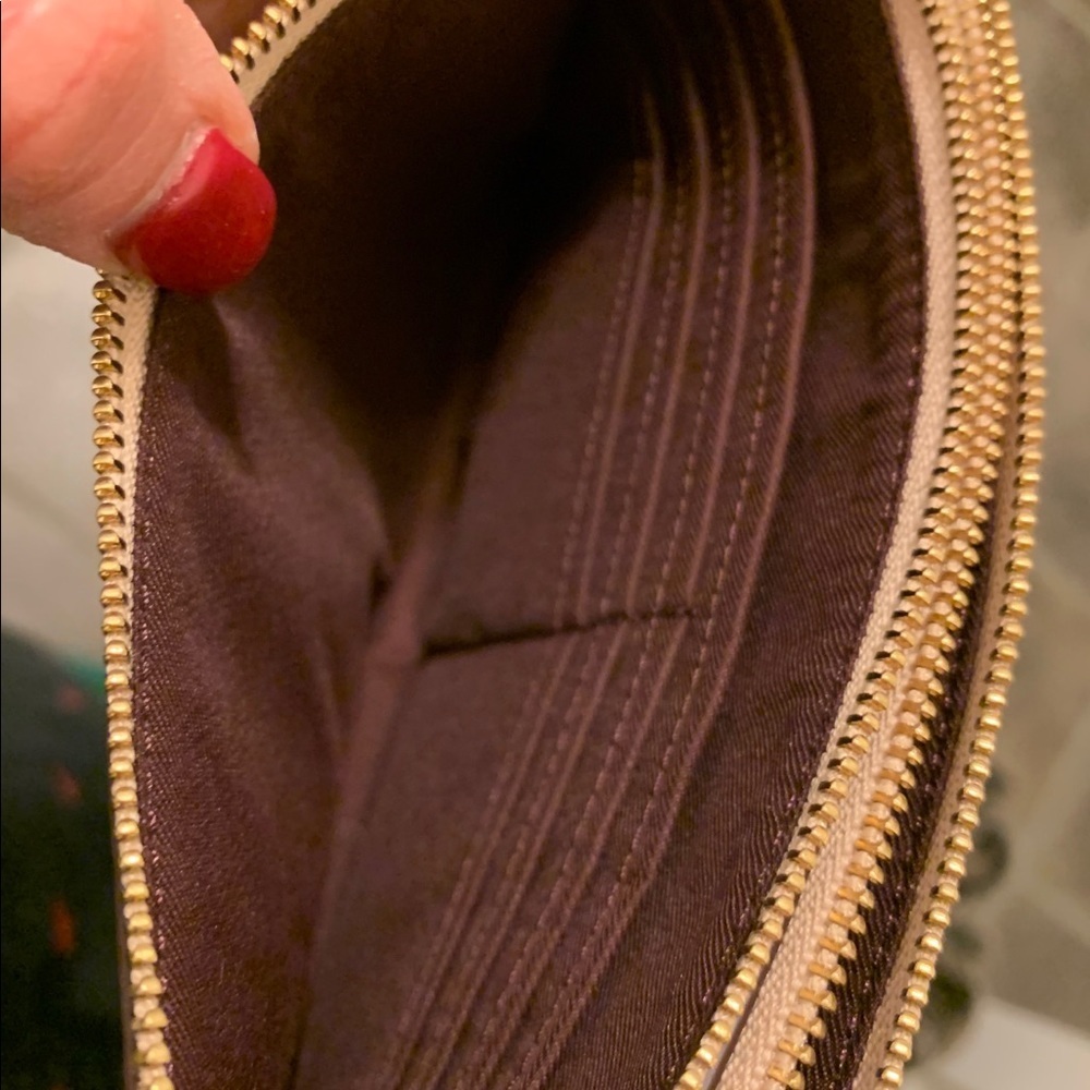 Coach NWT double zip wallet/wristlet - Picture 11 of 16